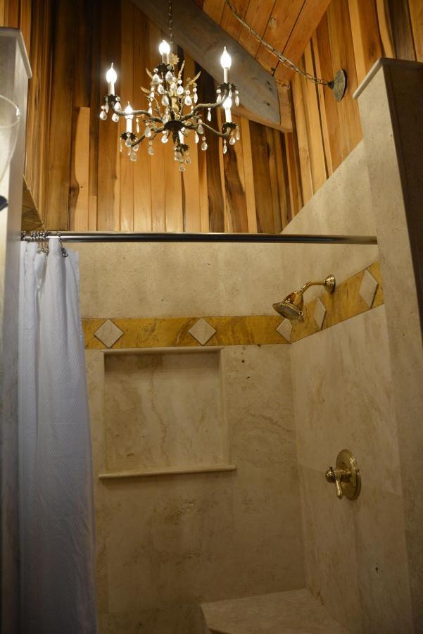 Altamont Lodge Newland Экстерьер фото