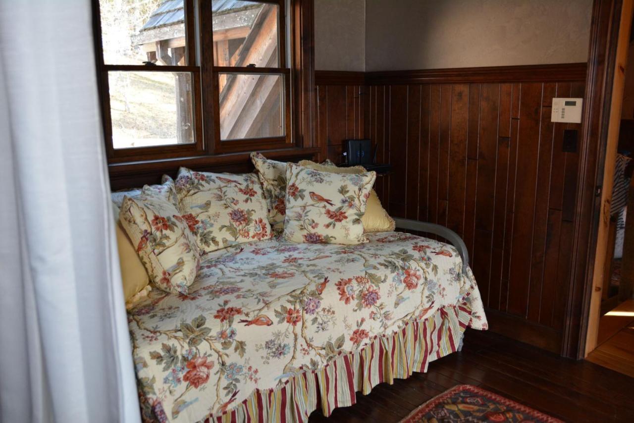 Altamont Lodge Newland Экстерьер фото